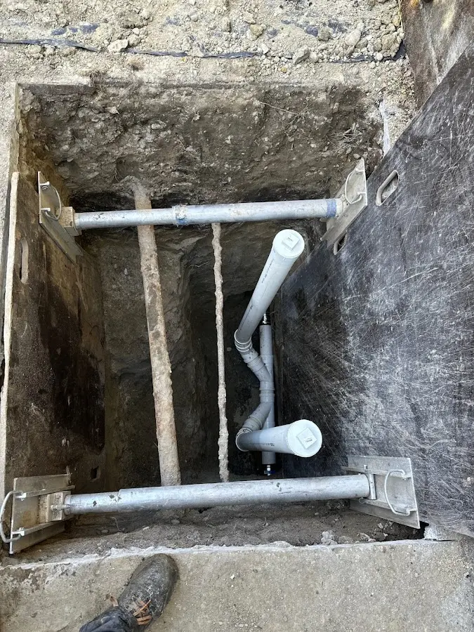 Experienced plumber completing Drain Cleaning work in Iowa City